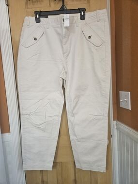 Banana Republic Women's Classic Cotton Twill Pants in Cream